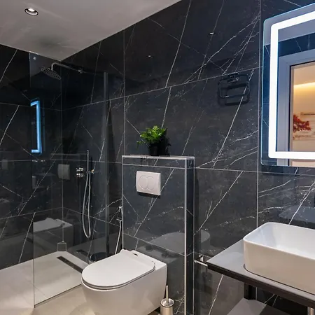Serenity 3*
