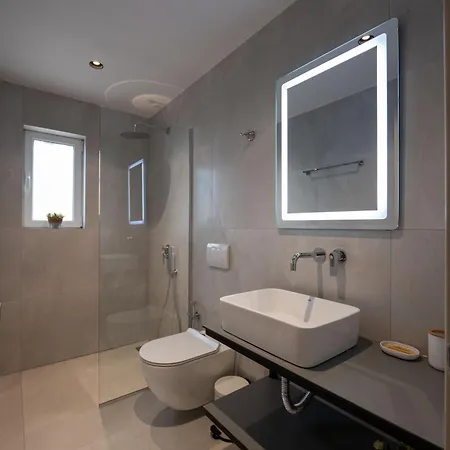 Serenity 3*