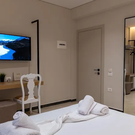 Serenity Bed & Breakfast Sarande