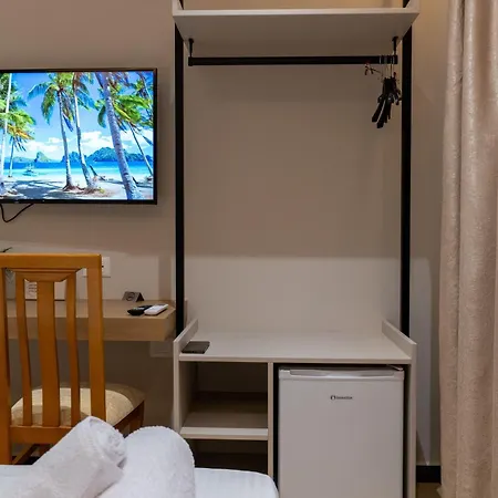 Bed & Breakfast Serenity *