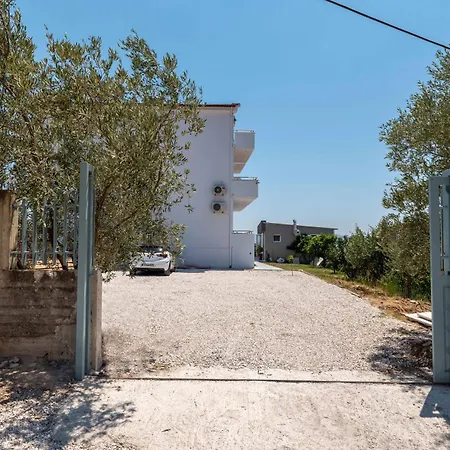 فندق مبيت وإفطار Serenity 3*