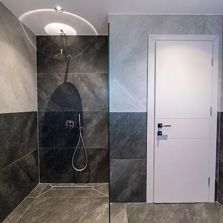 Serenity ساراندا