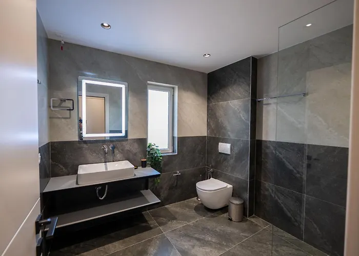 住宿加早餐酒店 Serenity 3*